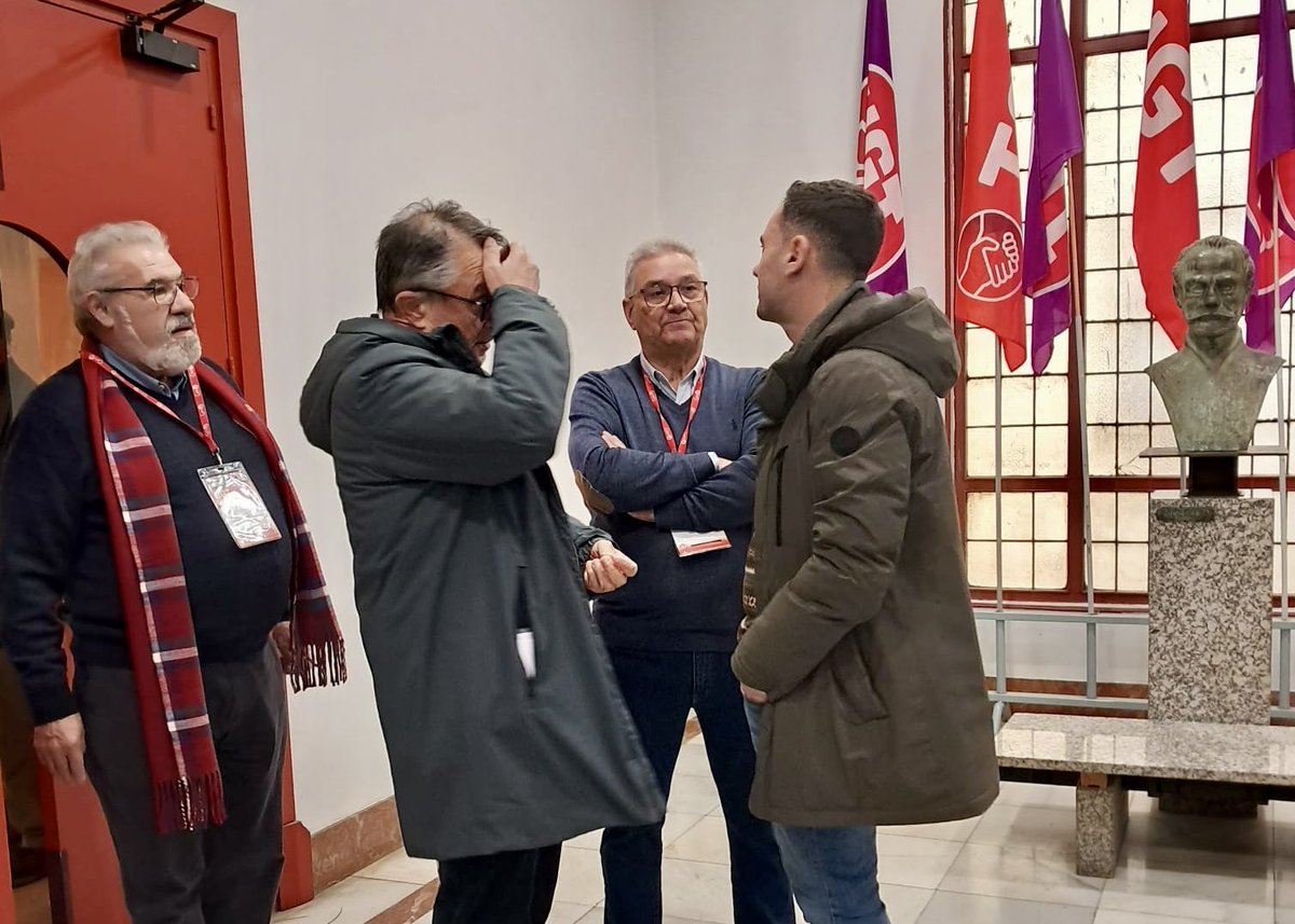 La @ujp_ugt es un referente en la defensa de los derechos de nuestros mayores y de unas pensiones dignas.

Ayer tuve el honor de intervenir en la inauguración de su Comité Estatal en León.

Gracias a su secretario general, Anatolio Díez, por su compromiso y por contar conmigo en