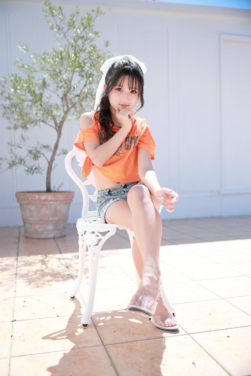 咲來ちゃん @sakurara0106 おはさくオレンジ🍊 #咲來 #オレンジ