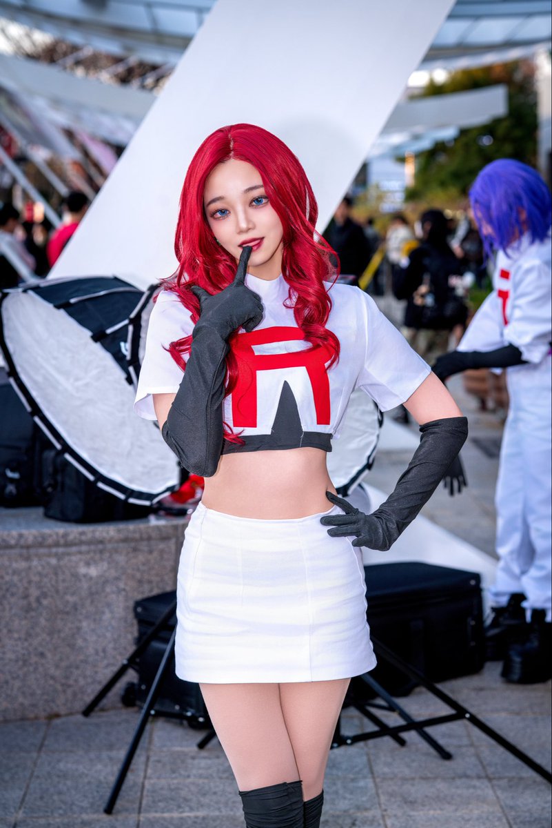 2025.11.29 대구코믹월드

포켓몬스터-로켓단 로사

아름답게 피어난 악의 꽃🌹

📸photo by. 아빠진사님 ( <a href="/oh_kilun/">아빠진사</a> )

#cosplay #コスプレ #포켓몬스터 
#로켓단 #ロケット団 #ポケットモンスター #TeamRocket #Pokémon