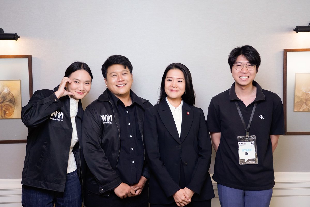 Trr_workspace's tweet photo. พี่คนโต 🖤 

@aim_theerarat #ธีรรัตน์สำเร็จวาณิชย์ https://t.co/285h45Y3il