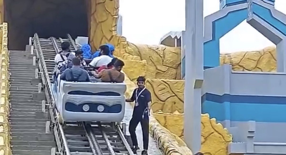 saloon_kada's tweet image. #Wonderla Chennai — Most Of The Rides Got Pause in The Middle On The First Day Of its Inauguration🫣🙂

It’s The Biggest Theme Park in India!!