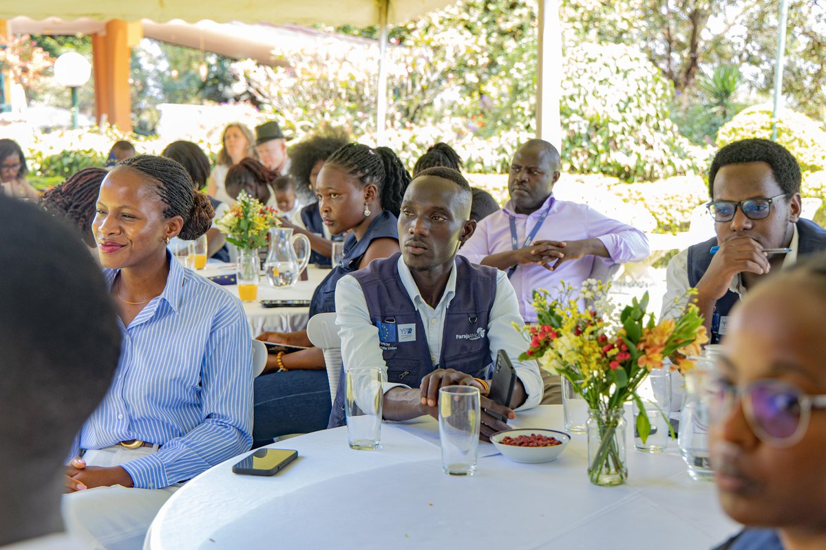 EU_YSBUg's tweet photo. Yesterday, we joined H.E @JanSadek and @EUinUG team for a working lunch where we presented our recommendations on the EU CSO Strategy and post-2027 landscape. We shared insights from the Youth Vision Survey and explored pathways for meaningful youth inclusion across all sectors. https://t.co/7b7Lo2LDQu