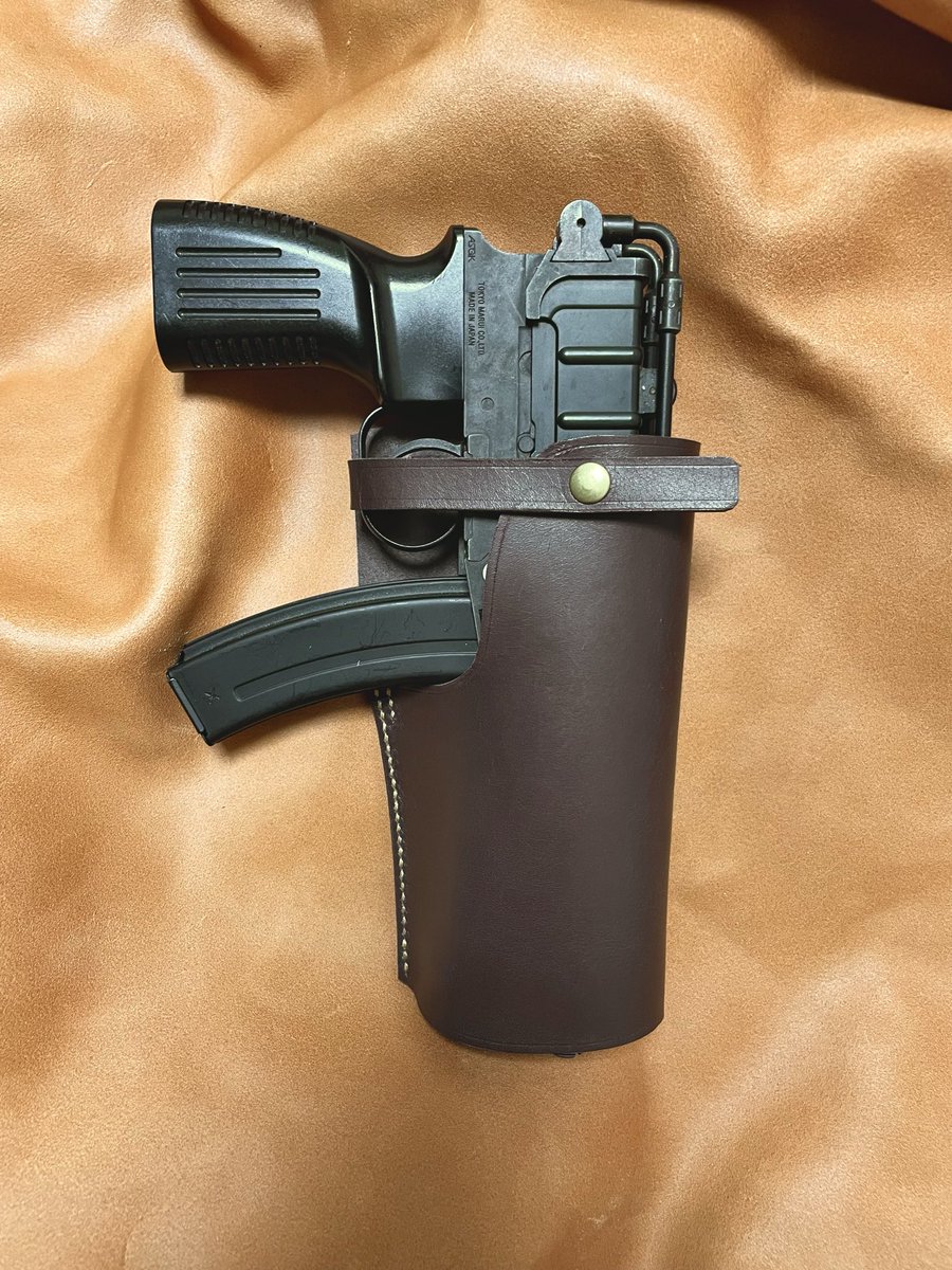 Vz61 スコーピオン用ホルスターをいくつか追加しました