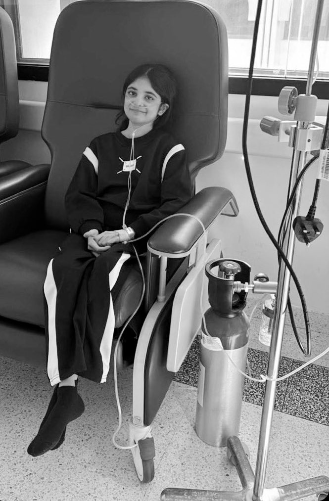 خالص العزاء والمواساة إلى أسرة الطفلة #ميرال_البلوشية سائلين المولى عزّ وجل أن يتغمّدها بواسع رحمته ويجعلها من طيور الجنة وأن يلهم أهلها وذويها الصبر والسلوان. اللهم اربط على قلب والديها واجعلها شفيعةً لهم يوم القيامة. إنّا لله وإنا إليه راجعون