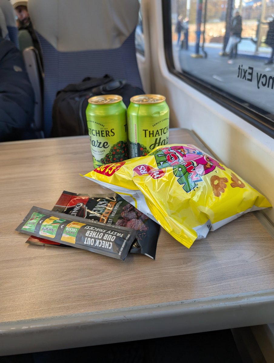 1Norbertd's tweet photo. On the way to dirty Leeds. Fewer cans for the short journey, but I did manage to fit 3 pints in before the rattler. 😜 See some of you loveable reprobates through there. KTBFFH https://t.co/zYVCKVM1YM