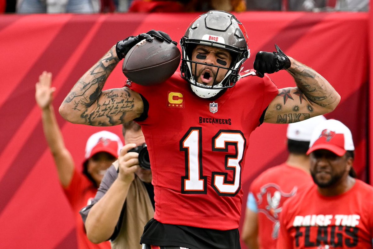 NEWS: WR Mike Evans is having his practice window opened off IR, and he’ll return to practice today, per <a href="/RapSheet/">Ian Rapoport</a>. 

A quicker than expected return as Evans has been medically cleared.  So both Jalen McMillan and Evans are close to returning‼️ 

#WeAreTheKrewe