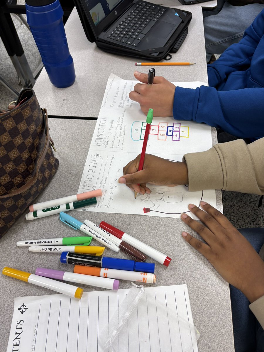 senorajenmorris's tweet image. I enjoyed seeing @LandstownEagles show what they know about gross motor skills while in Mrs. Johnson’s Intro to Parenting class. @TCE_VBCPS classes provide students with a foundation to soar after graduation. #EagleNation #Takeflight #unpluggedlearning