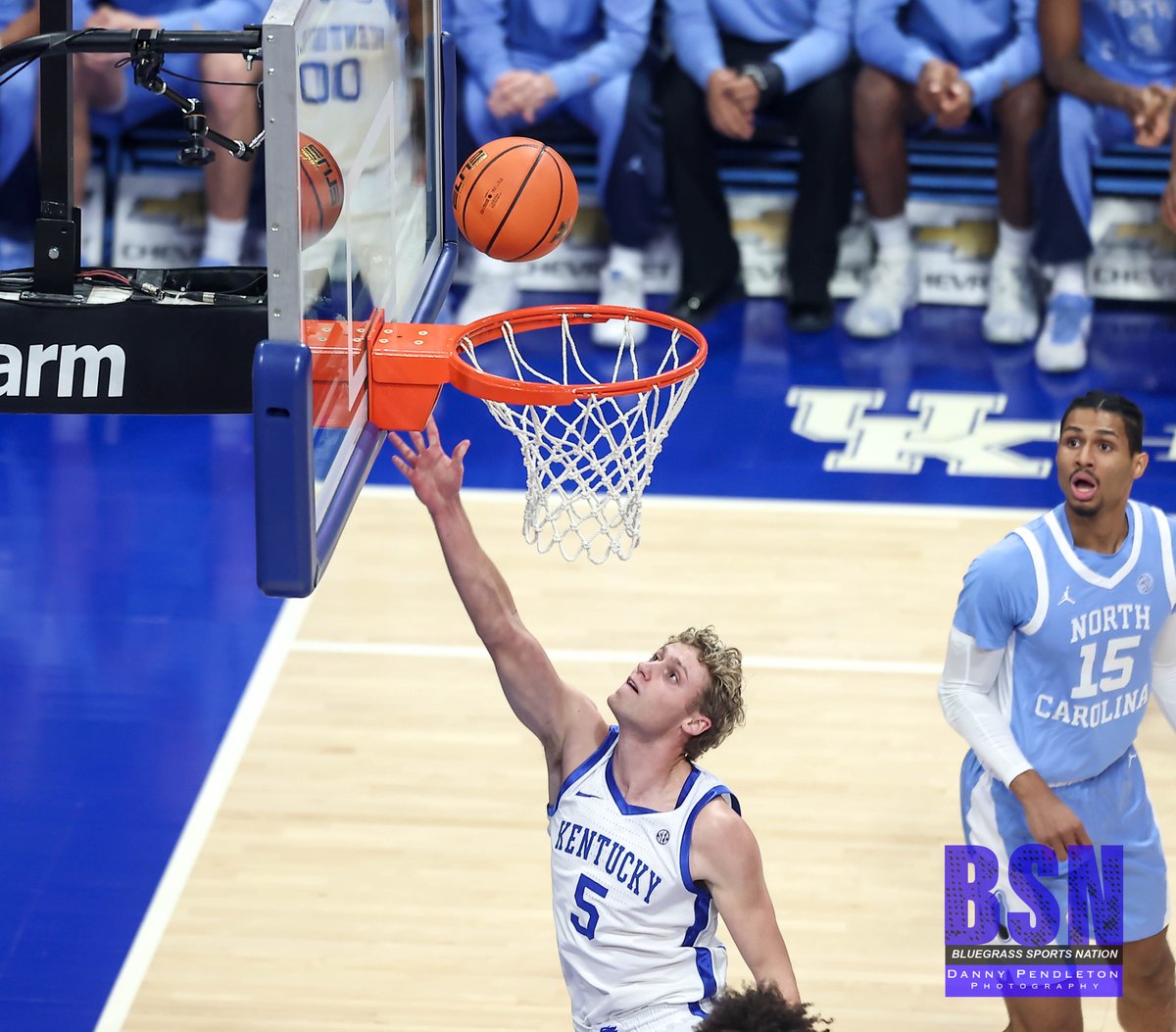 danpend3500's tweet image. Kentucky lost to North Carolina 67-64 in the closing minutes of the SEC/ACC Challenge #Tuesday night at #Rupp Arena in #Lexington. Here are a few photos from the game. @BGSportsNation