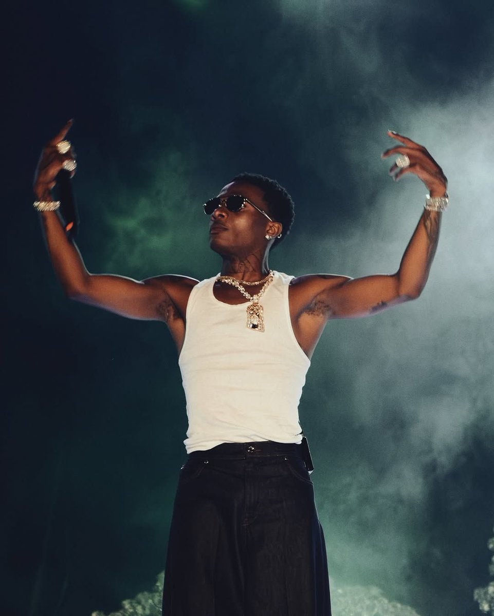 AlbumTalksHQ's tweet image. 🚨 MOST STREAMED ARTIST ON NG SPOTIFY &amp;amp; NG APPLE IN 2025 🤯

WIZKID AYO BALOGUN 👏🏽🔥