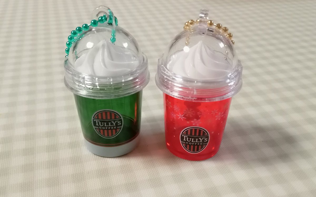 今日はお休み取って出かけていたので帰りにテイクアウト🫶
並べるとかわいい〜💚❤️