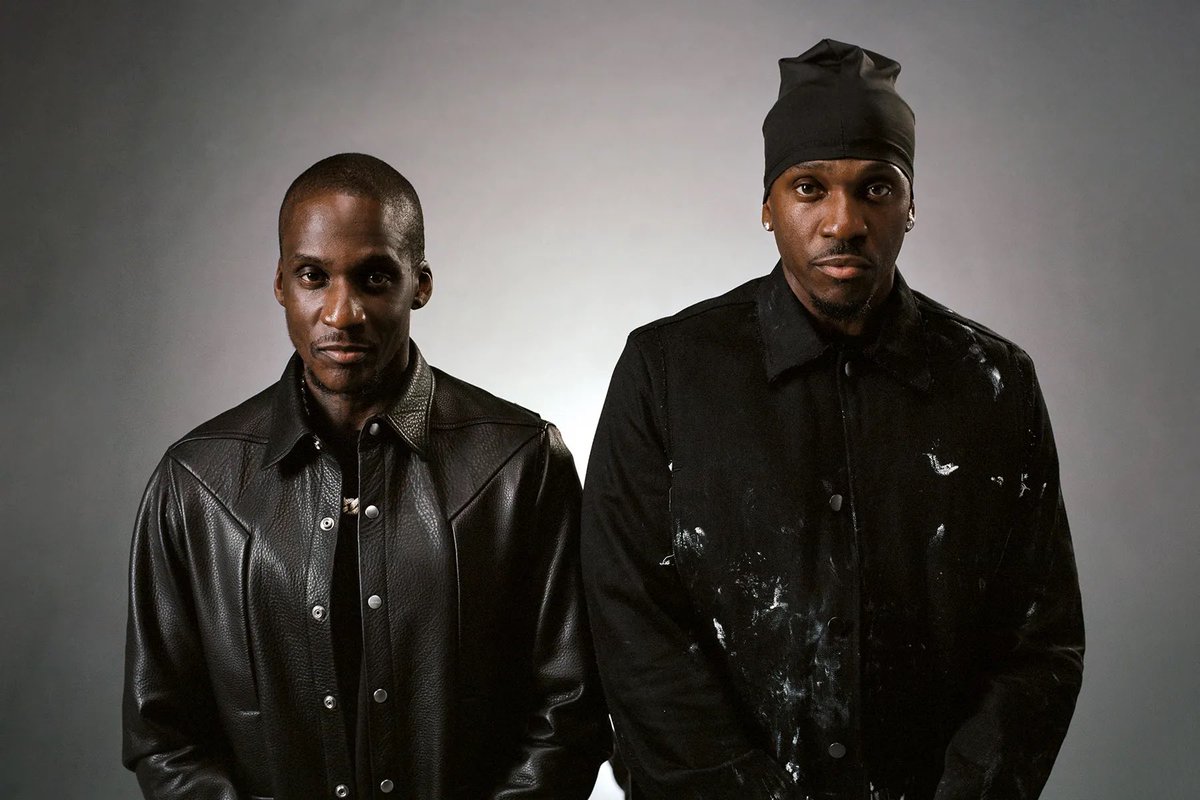 deeplyrics100's tweet photo. Best duo ever
This one might start a war. Who you picking? π
#HipHop #MusicDebate #RapTalk #ThrowbackVsNow https://t.co/fPlnRQZC3W