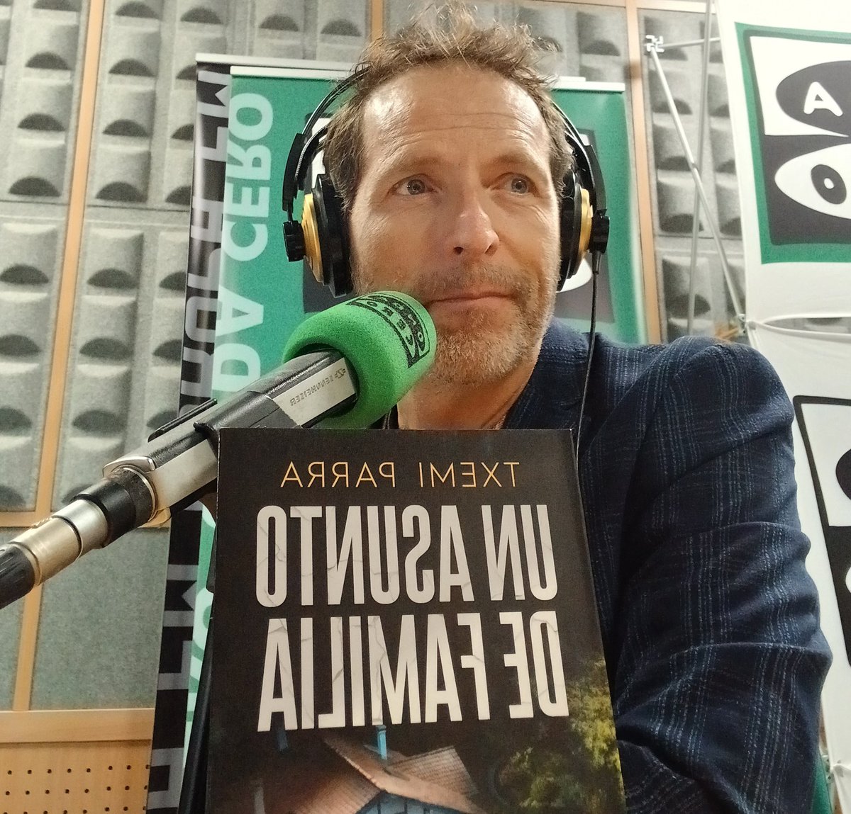 Con Eduardo Yañez
Más de uno Gipuzkoa 03/12/2025 labur.eus/gcncli5n 
<a href="/DonostiakoUdala/">Donostiako Udala</a> #EuskararenEguna #Akelarre
<a href="/ItsasMuseoa/">Euskal Itsas Museoa - Museo Marítimo Vasco</a> #XavierAlberdi Elkano-Urdaneta 
<a href="/atzegi/">Atzegi</a> #BegoñaMiguel
#IsabelVerdini <a href="/donostiakultura/">Donostia Kultura</a> 
<a href="/txemiparra/">Txemi Parra</a> Un asunto de familia 
<a href="/ViverosDucasse/">Viveros Ducasse</a>