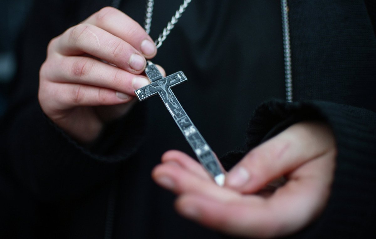 Hırvatistan'da 'Müslüman göçmen bana saldırdı' diyen ünlü rahibenin kendini yaraladığı ortaya çıktı