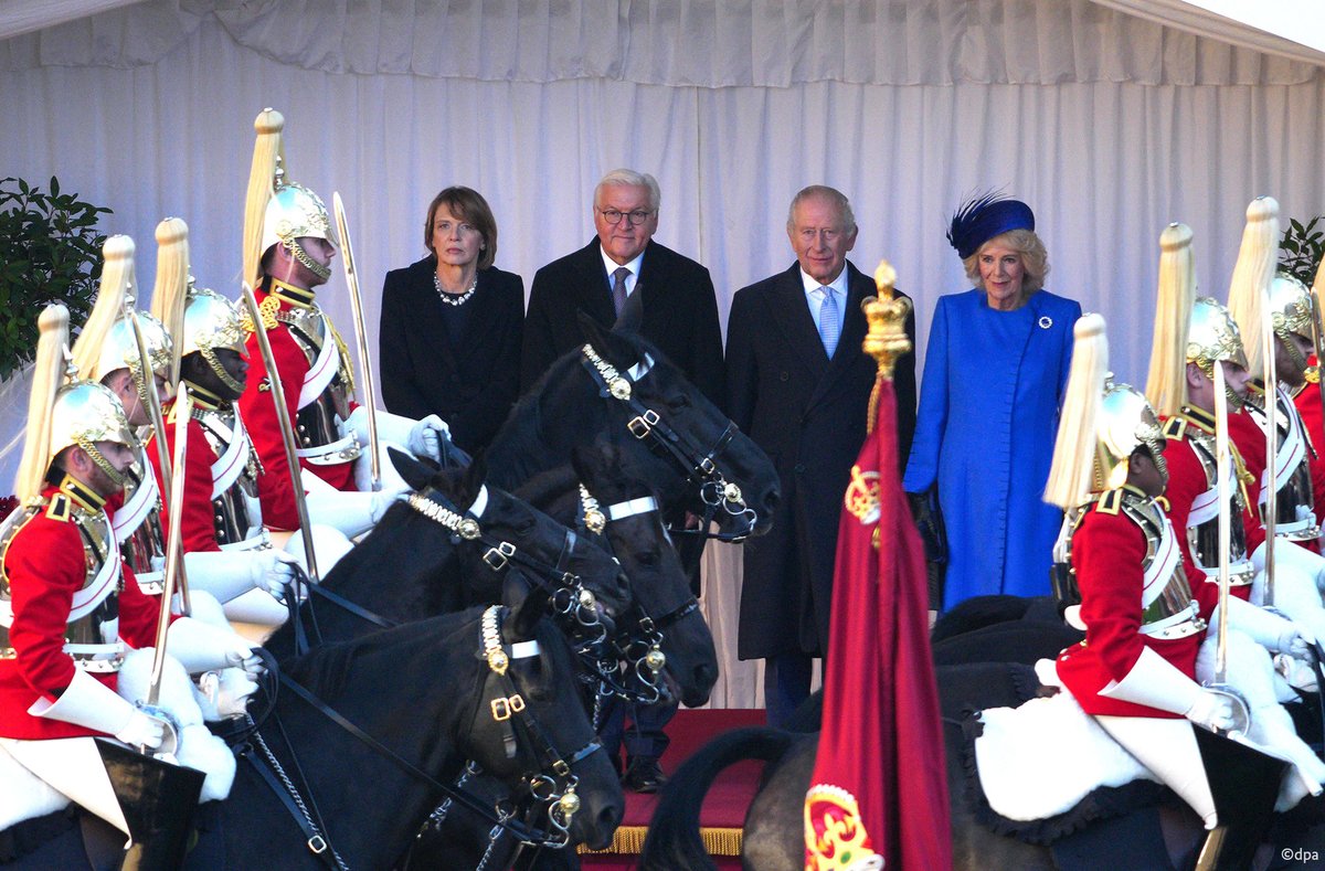 German President Steinmeier and his wife Elke Büdenbender were received by HM The King and HM The Queen in Windsor today at the start of the three-day State Visit.

It is the first official state visit by a German President to the United Kingdom in 27 years.