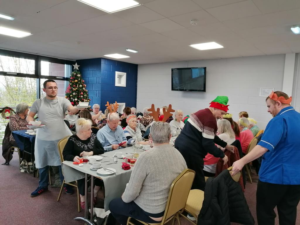 stephen82754737's tweet image. many many thanks to all who donated to our Christmas dinners this year and our homeless, from all at #Farset thank you and a special thanks to all at #Springvale