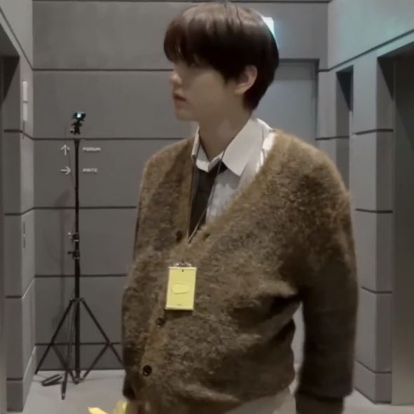 hrly soobin & snoopy 🖇️ tweet media