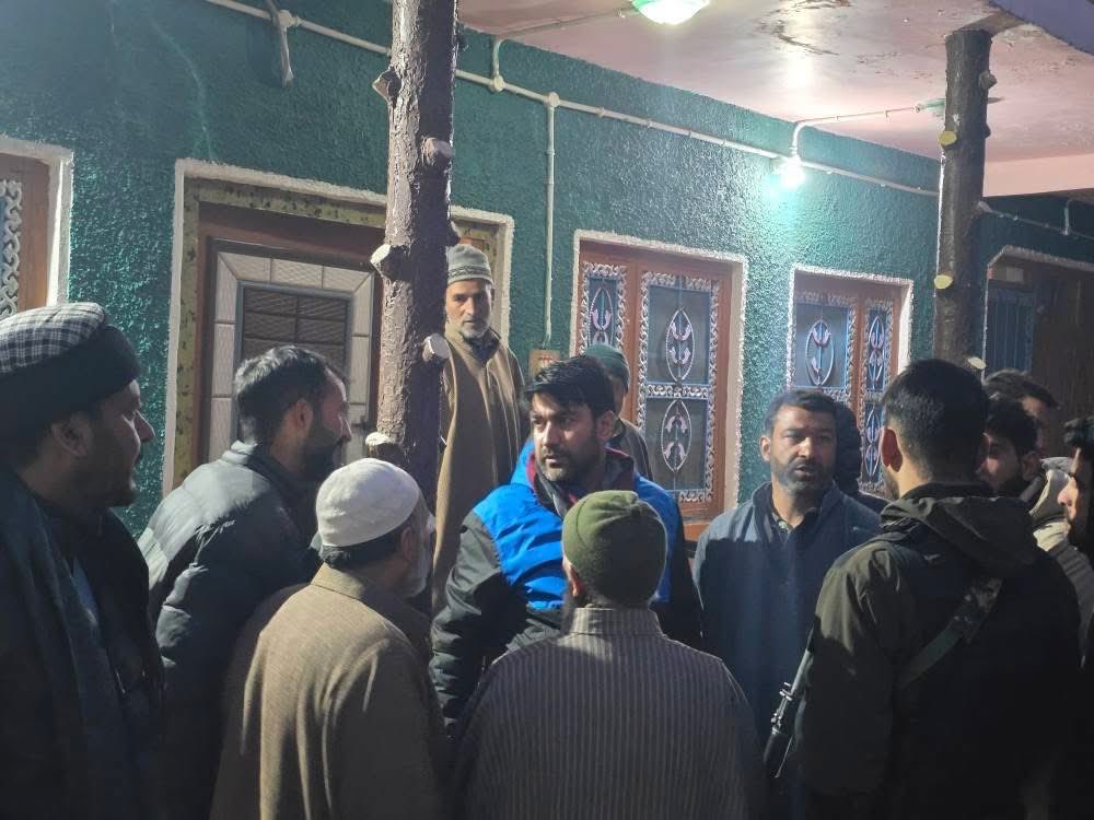 arshadbhat_'s tweet photo. Day 5 Pad Yatra (Kamrazipora , Chontward , Thokerpora , Tujan , Zagigam , Shaltaki &amp; Putrigam.
@AshokKoul59 @iamsatsharmaca @PMOIndia #bjp https://t.co/elxmnYgc8b