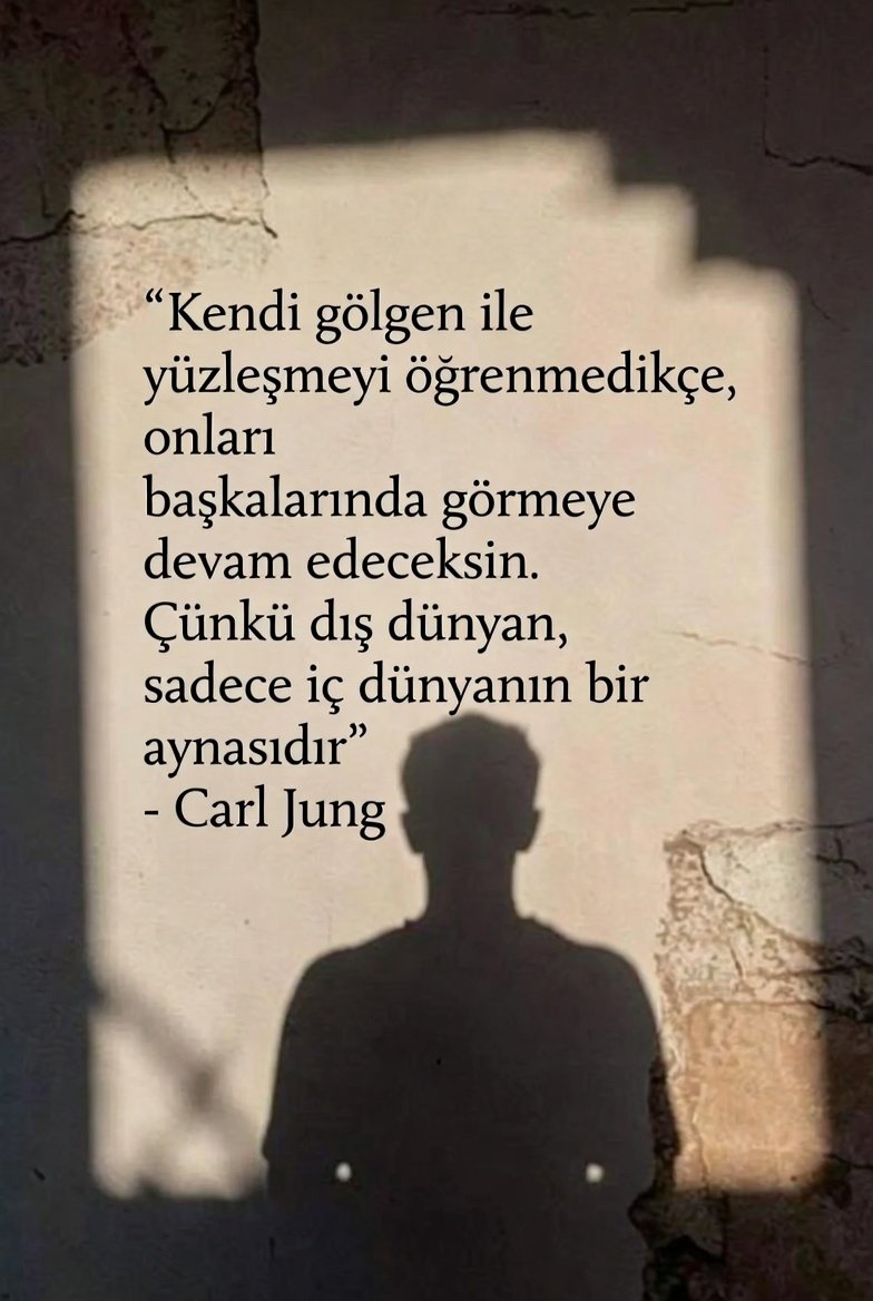 Gaddar patron 🥃🔥📚⚡️ tweet media