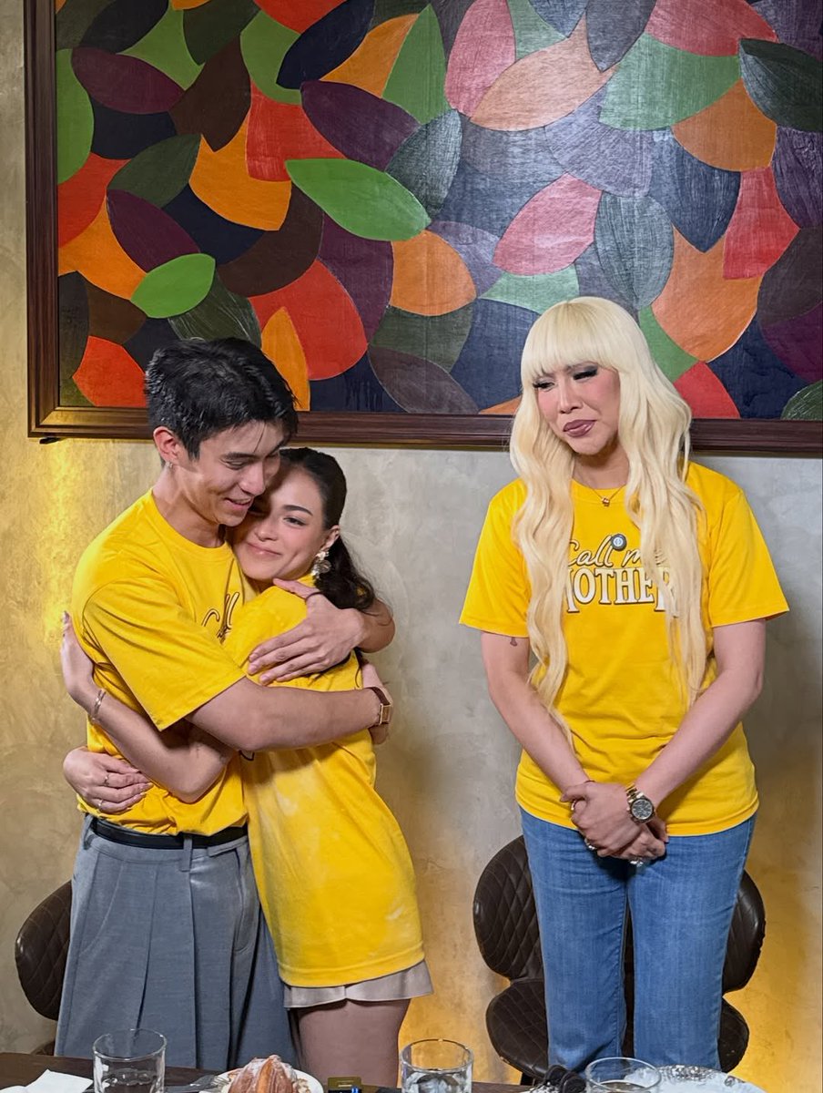 PopPlanet_'s tweet photo. Vice Ganda (@vicegandako) Teams Up with Mika Salamanca (@mikslmnc) &amp; Brent Manalo (@brentymanalo) for an Upcoming YouTube Vlog. https://t.co/eIFXQT4vXB