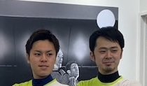25Smile7's tweet photo. 今日は大塚の兄さん！
些細な変化、出来事に敏感🤏
終始流石でした！笑

ありがとうございました😊
15:30〜飲んで2件行きました。笑
実は大塚さんが帰ってから3件目行きました🤫笑

ご祝儀までありがとうございました😭

#にいさん
#オープニングメンバー
#鬼瓦 
#築地
#新富町 
#7年前の写真 https://t.co/TY3N7DObFf