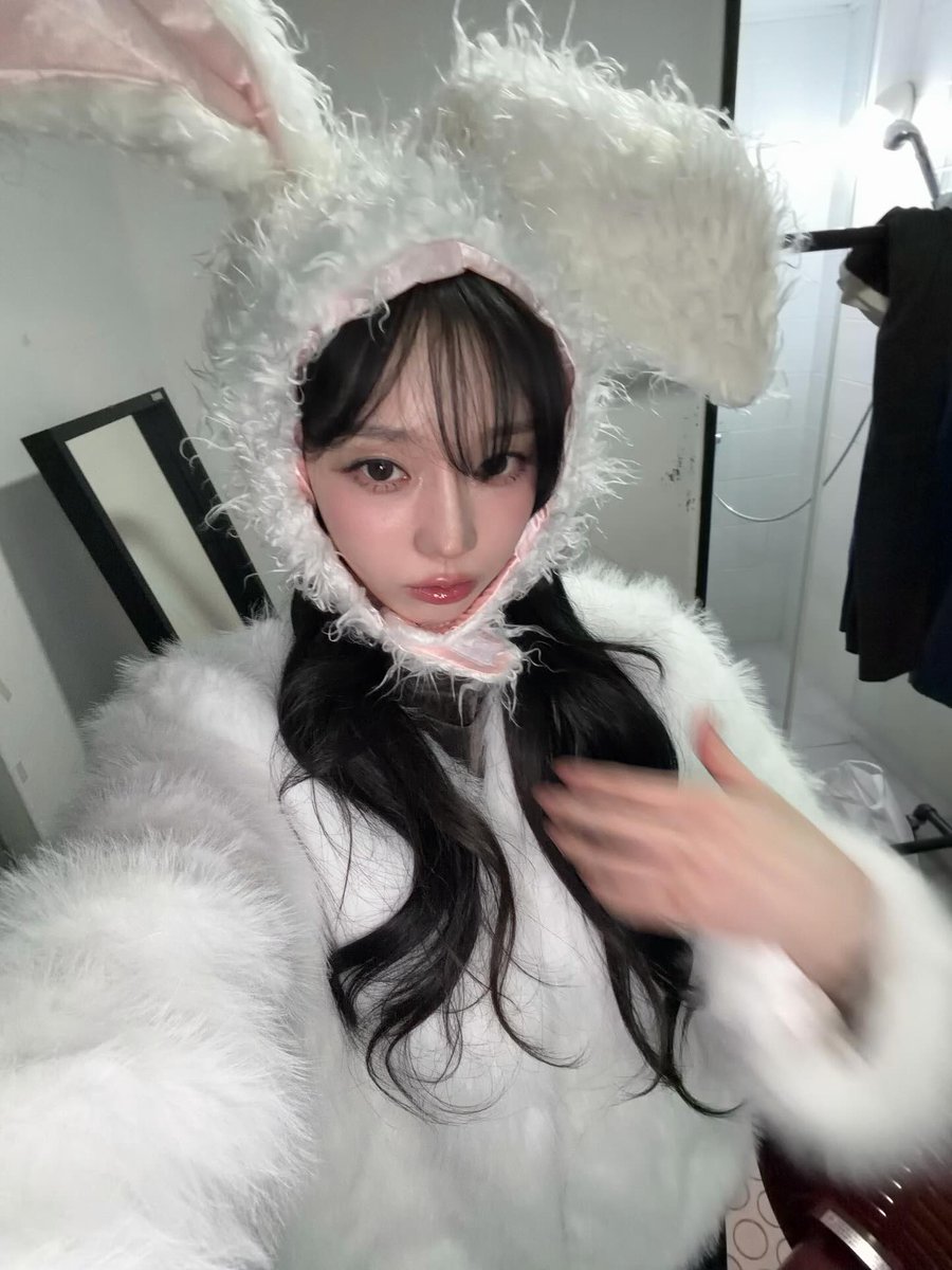 취향의 윈터 tweet media