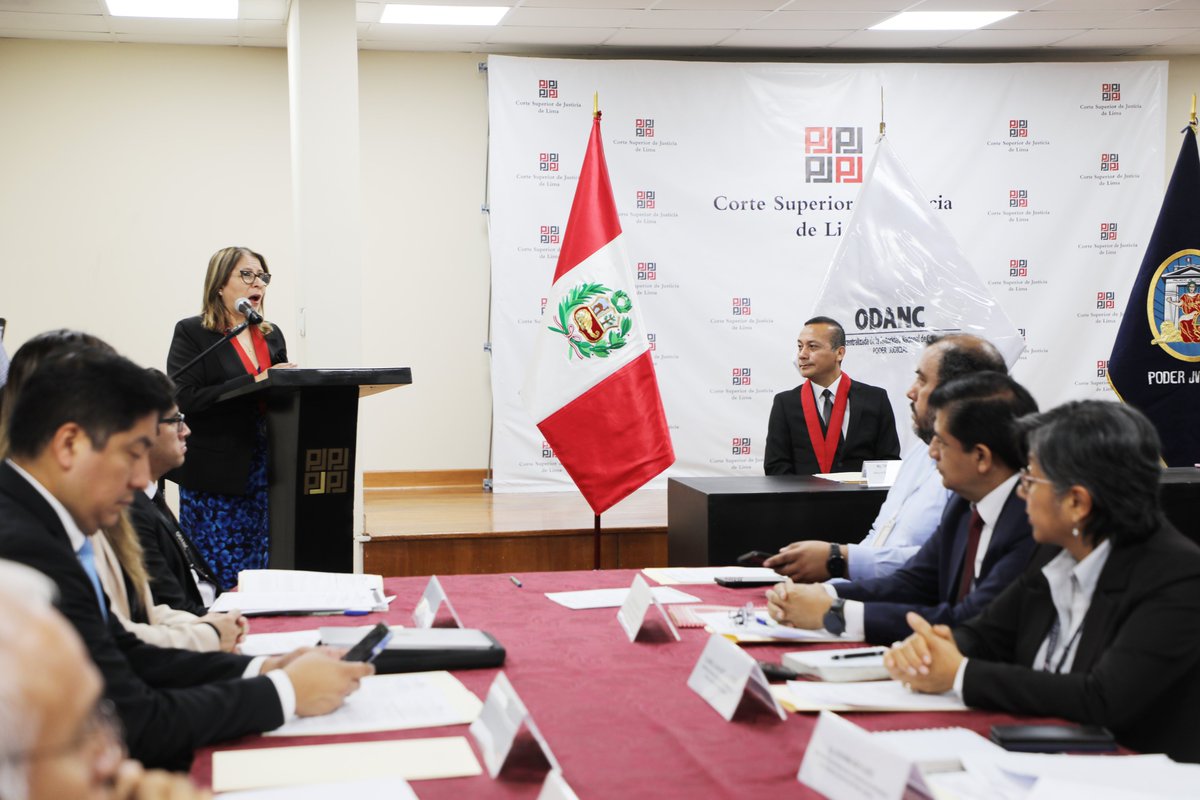 #ANCPJ: #ODANCLima llevó a cabo su segunda Mesa de Trabajo Interinstitucional, orientada a prevenir el direccionamiento y ruleteo de demandas en el Centro de Distribución General (SGD) y en las mesas de partes de la Corte Superior de Justicia de Lima.

➡️ goo.su/M2Gxuc