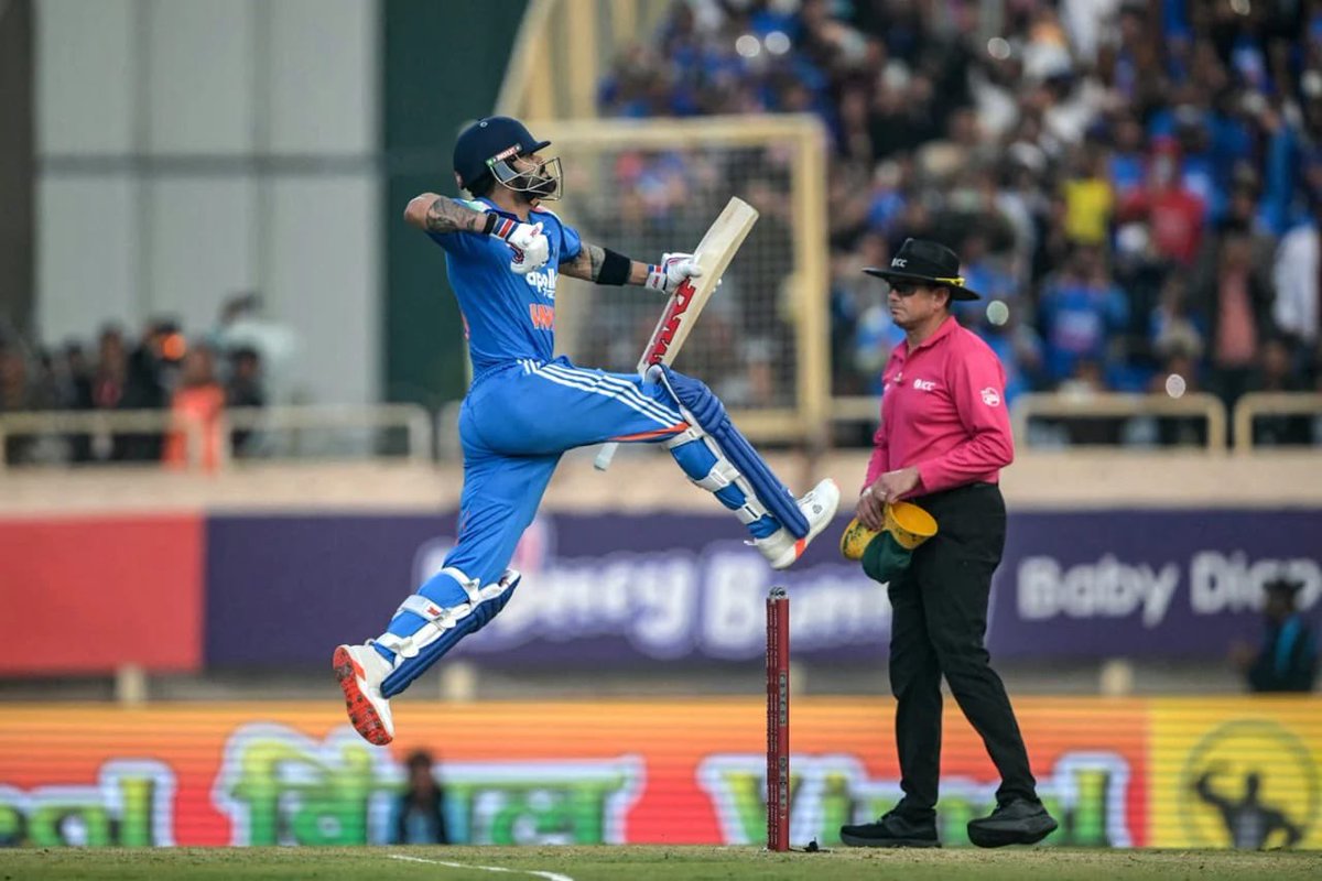 Virat Kohli delivers yet again with his second consecutive century against South Africa. Truly a performance of the highest calibre. <a href="/imVkohli/">Virat Kohli</a> <a href="/BCCI/">BCCI</a>