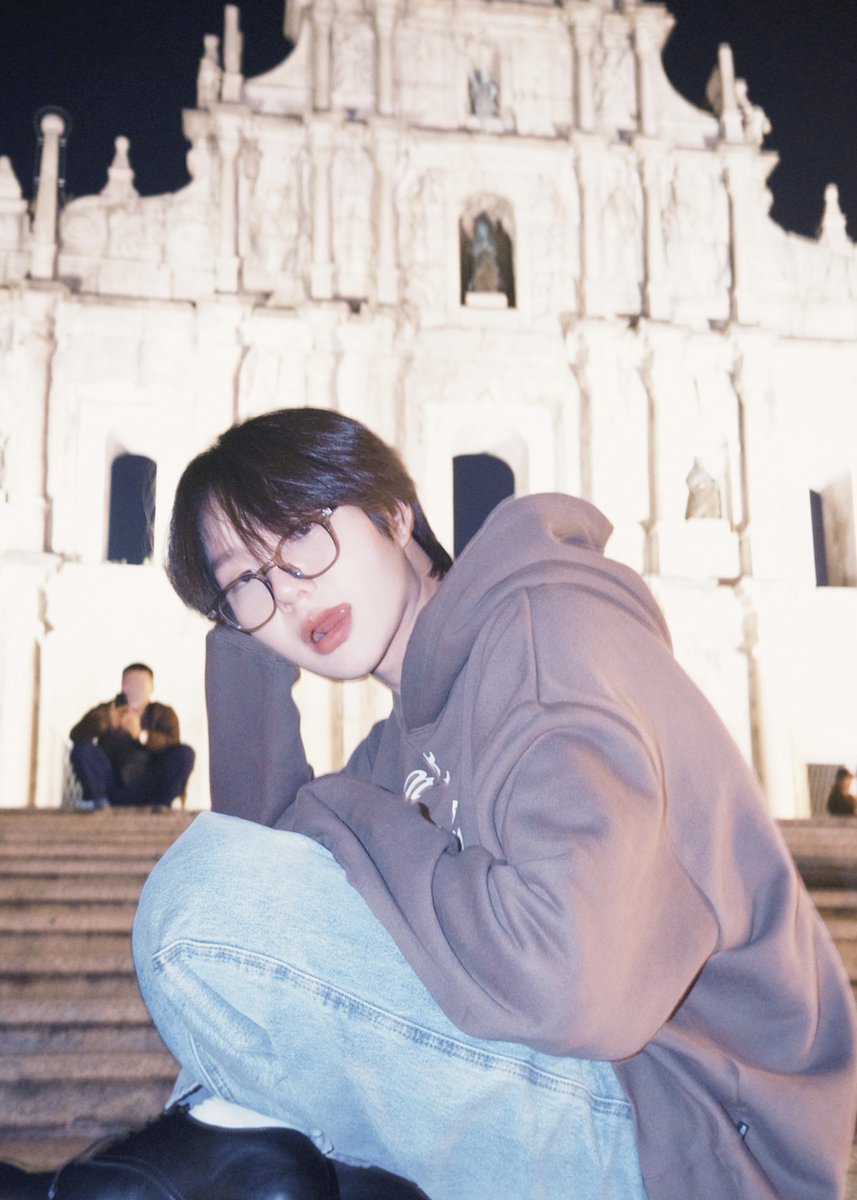 nampingnapat's tweet image. เสื้อหนาวยังมีฮู้ด🤎

#nampingster