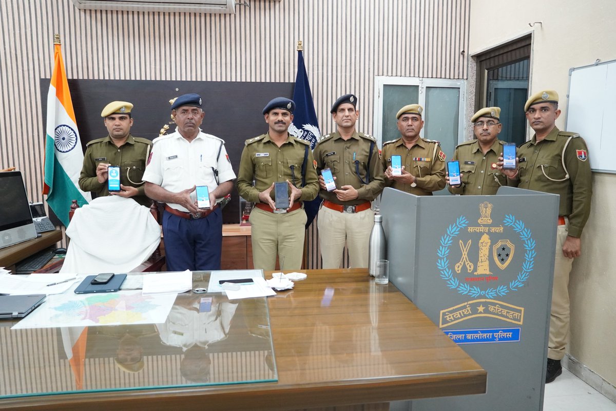 BalotraPolice's tweet photo. #Balotra: सड़क दुर्घटनाओं पर अंकुश के लिए VOC एप से अब बालोतरा जिले में होगा सख्त प्रवर्तन
जिले के सभी पुलिस थानों के अनुसंधान अधिकारी करेंगे ई-चालान
@Igp_Jodhpur
@PoliceRajasthan
#BalotraPolice #BalotraNews #VOCApp #EChallan #TrafficEnforcement #RoadSafety #AccidentPrevention https://t.co/rugQY3cxEB