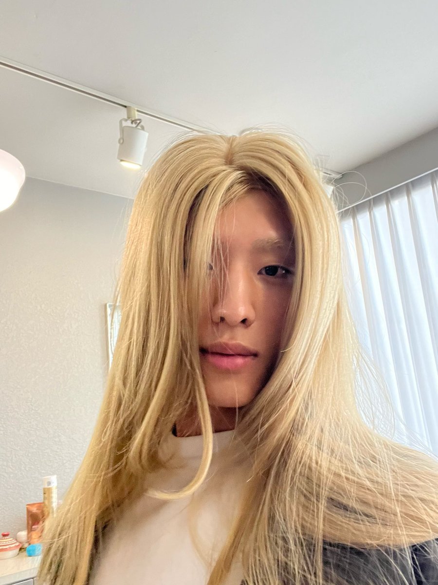 seobiesessed's tweet image. vou estar encomendando um fanmade dessa imagem aqui