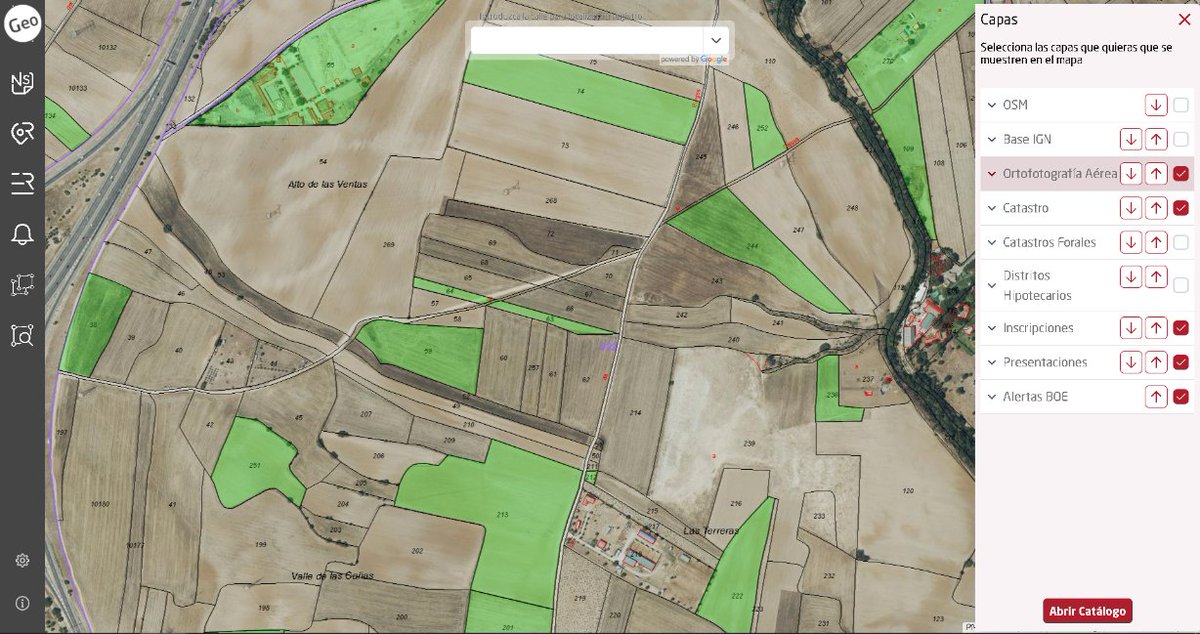 Buenos días a todos.

Como prometimos, hoy, a raíz de varias consultas, vamos a comenzar un #hiloRegistral sobre una cuestión que preocupa a muchos ciudadanos:

¿Por qué no coincide la superficie real de mi finca con la que consta en Catastro y/o Registro?

🧵#hiloRegistral