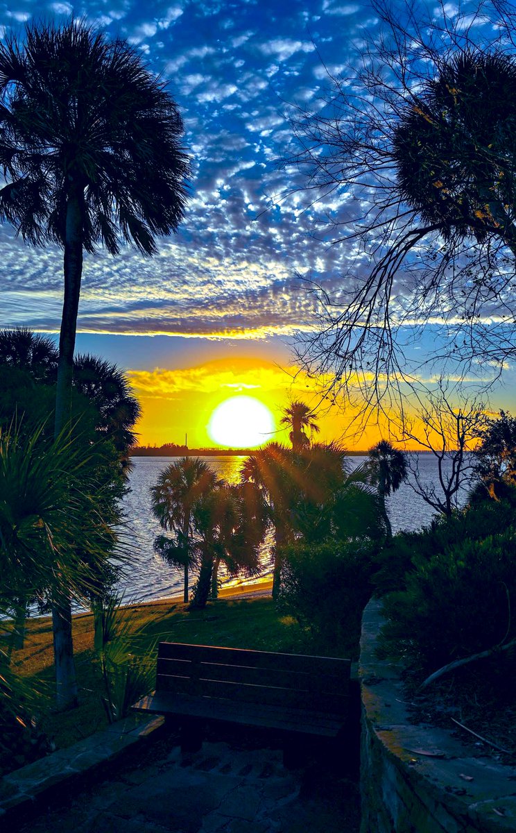 Morning friends! #WednesdayMotivation #Wednesdayvibe #Wednesdayfeeling