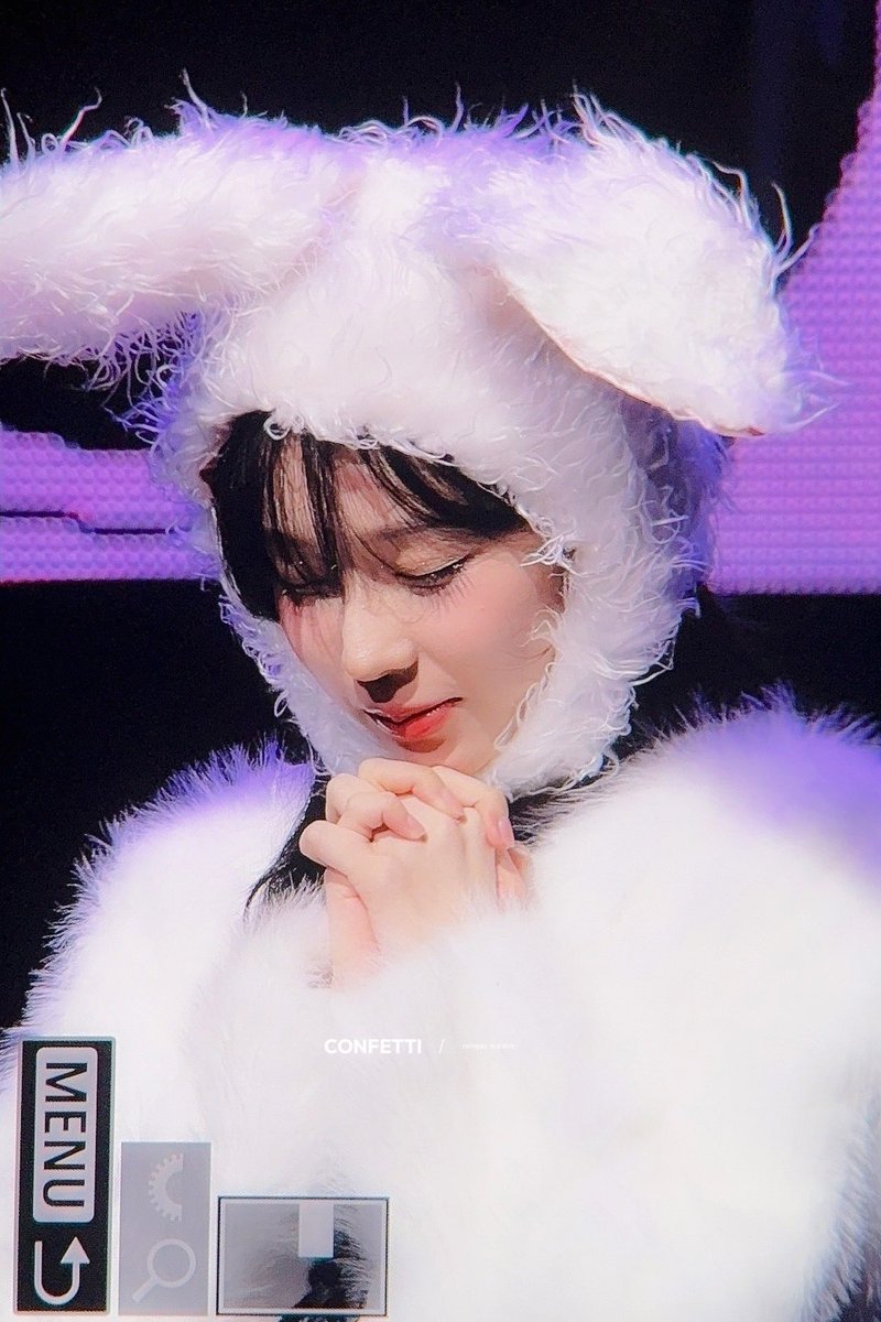 confetti tweet media