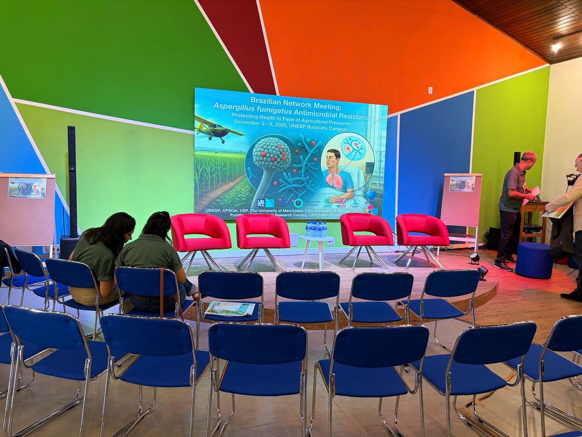 Norman van Rhijn tweet media