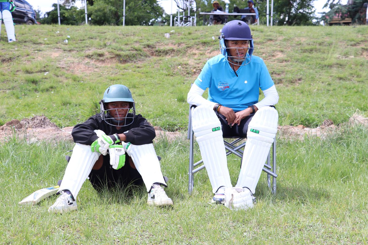 CricketLesotho's tweet photo. This is the newly selected senior ladies team following the selection trials held at Lesotho High School ground this past Sunday..
Congratulations Ladies 🎉🎊
🏏🏏🏏🏏🏏🏏 https://t.co/vPTn45K9T4