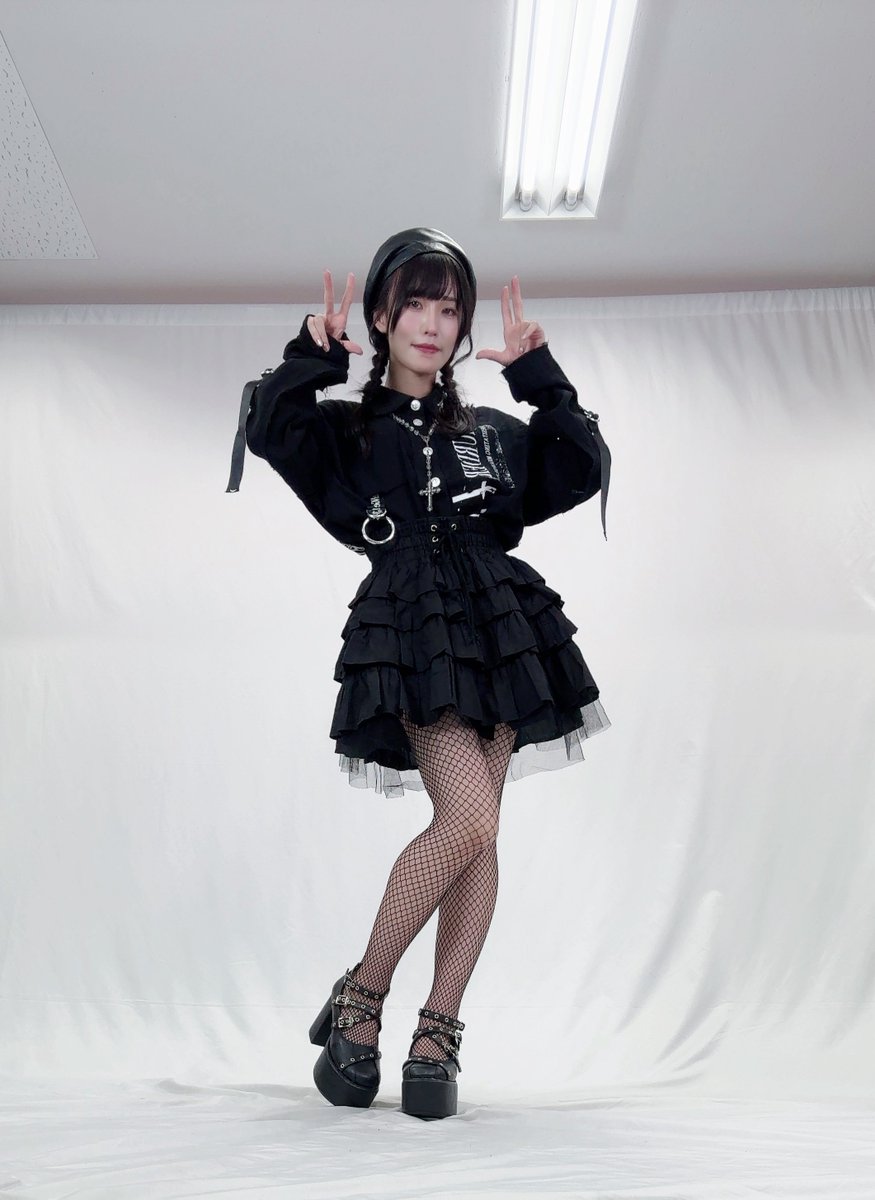 📢予約受付開始📢 COLORFUL（49号） TyCHEMaria/chouchouange 雑誌と