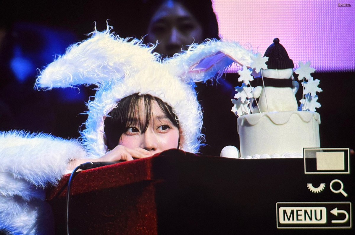 WINTER Blues 재즈 콘셉트 무대 의상