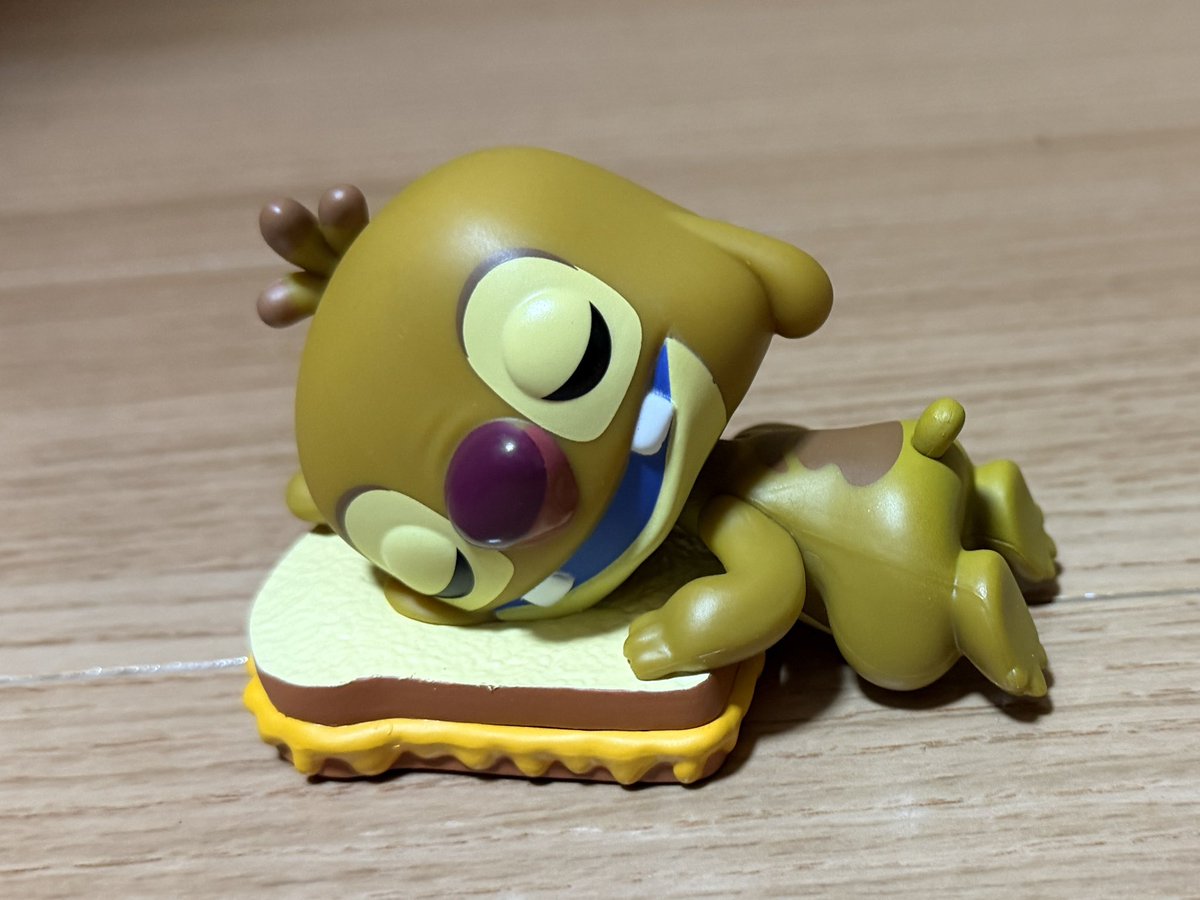 zabe_nushi's tweet photo. ブラックフライデーと関係ないのに買ってしまった推しグッズ届いた💛
かわええ…。
#試作品625号
#Experiment625
#ルーベン
#Reuben
#リロアンドスティッチ
#LiloandStitch https://t.co/zss6G8WFca
