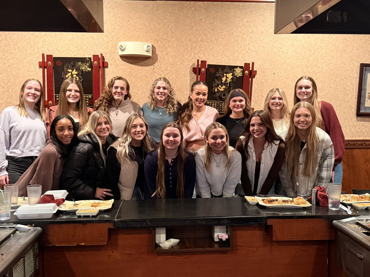 DMACCVB's tweet image. Last night, we celebrated the end of an amazing season ✨Sophomores thank you once again and good luck in your future endeavors 💕

#BearNation🐻