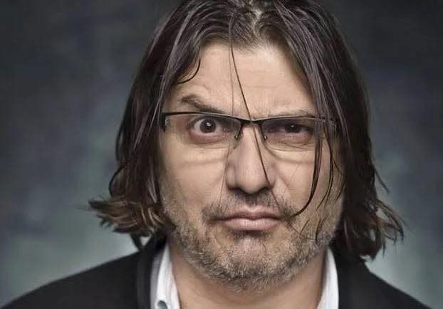 UmorniL's tweet photo. Nacionalizam je tema za one do 800e mjesečno.Kad plaća preskoči 1300 počinje razgovor o garderobi i kafićima

Kada pređe 2000 onda su teme zdrava hrana, ljetovanja, zimovanja

Kad je na više od 4000 eura prestaje svako palamuđenje.
Ljudi pričaju o vremenskoj prognozi i ljubavi. https://t.co/VcBa8NyvLK