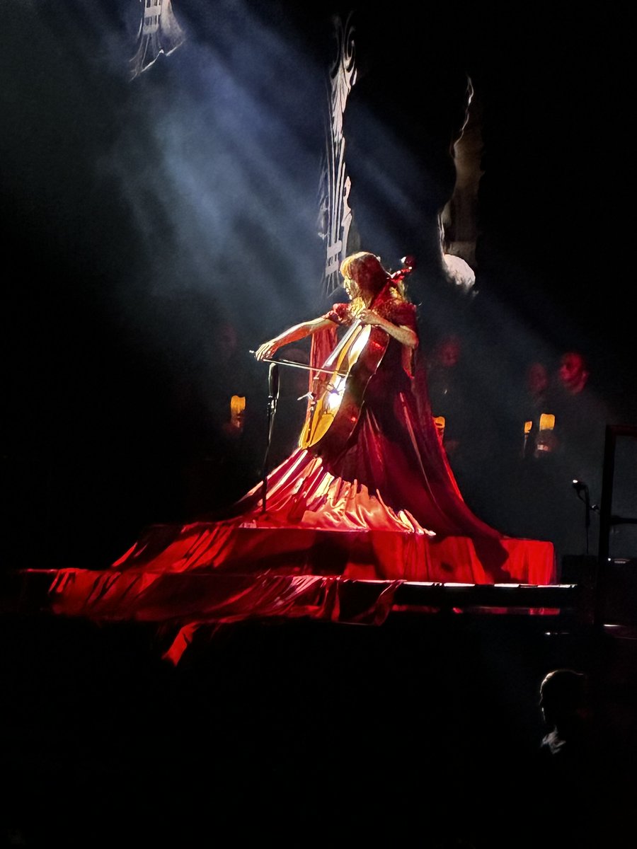 コナー tweet media