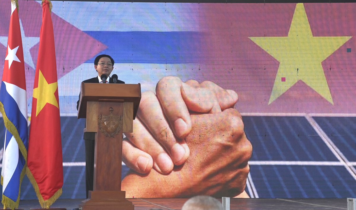 … y la cooperación entre los pueblos permitirá a la humanidad sortear los colosales desafíos actuales y futuros.

¡Gracias, #Vietnam, por tanta solidaridad, generosidad y por su ejemplo!