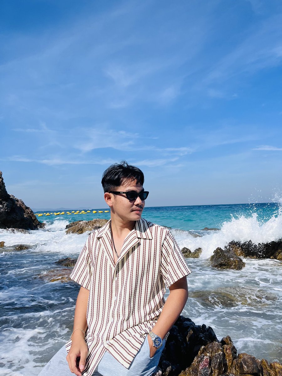 ONSFWB1829's tweet photo. ทะเลลลล🌊
#พัทยา #เกาะล้าน #อุบล #อุบลหวานมาก https://t.co/ZFu2ysqvaU