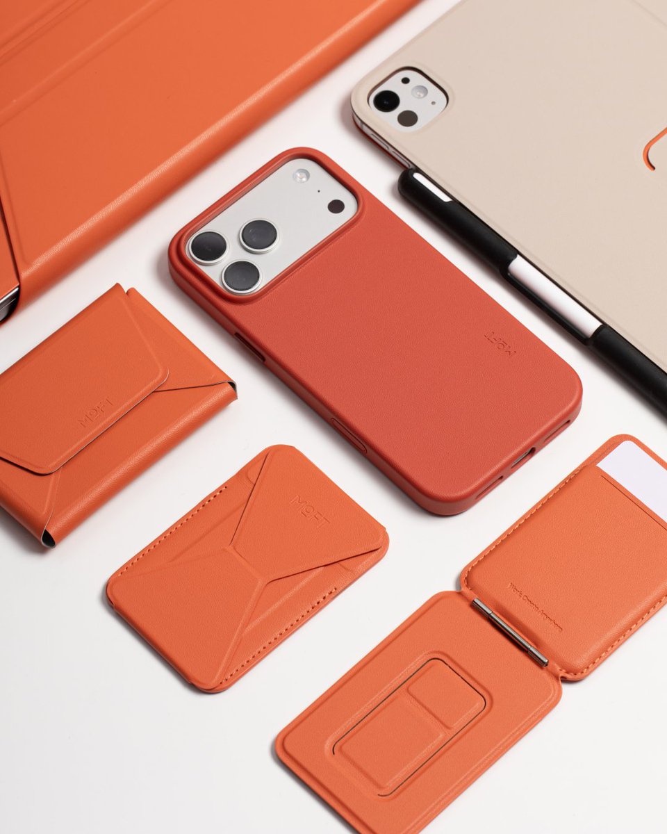 moft_global's tweet image. Create Your Own Color Code

🧡🤎 Chapter One — In Season
For those who create from stillness — grounded, warm, and quietly expressive.

💚💙 Chapter Two — In Motion
For those who move with intention — chasing rhythm, contrast, and creative flow.

#MOFT #CreateYourColorCode