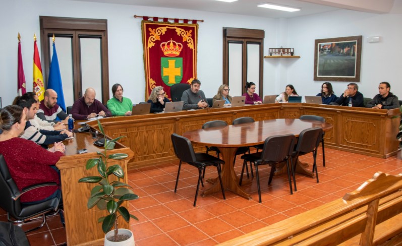 Presupuesto Municipal 2026 de Marchamalo: Incremento en Inversiones y Mejora de Servicios Públicos via <a href="/Guadared_info/">Guadared</a> <a href="/AytoMarchamalo/">Ayto. Marchamalo</a> <a href="/Rafa_Esteban_/">Rafa Esteban</a> 

guadared.com/presupuesto-mu… #Presupuestos2026 #Marchamalo #GuadaProvincia #GuadaRed