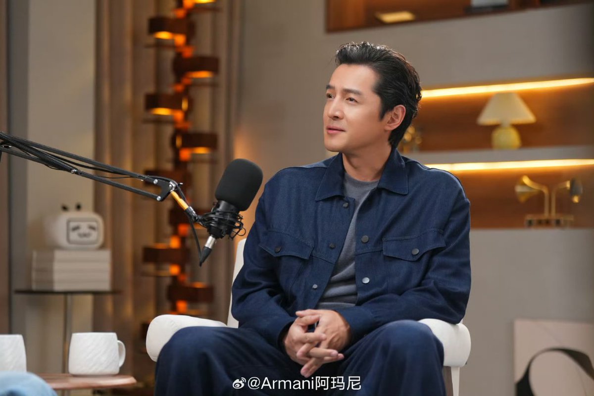 cdrama_update's tweet photo. Armani阿玛尼 weibo update 

#HuGe #HugoHu #胡歌 https://t.co/jnqTjXV8LE