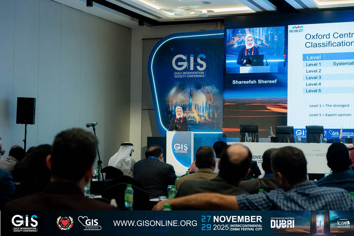 Shirefa_Alkanderii tweet media