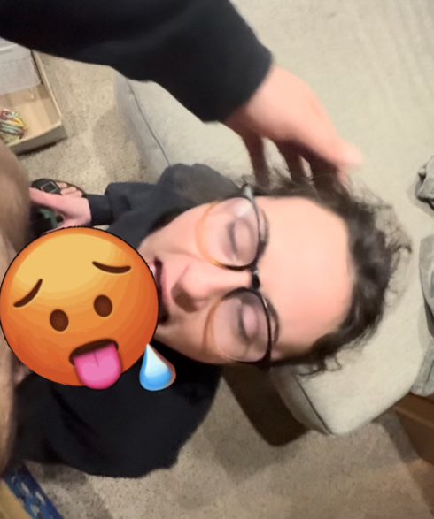 tinytatteddream's tweet photo. Watch and listen to me swallow his dick 💦 🍆 I almost couldn’t handle it 🥵

https://t.co/ixJhUMOPsL https://t.co/ucqD0qKEVa