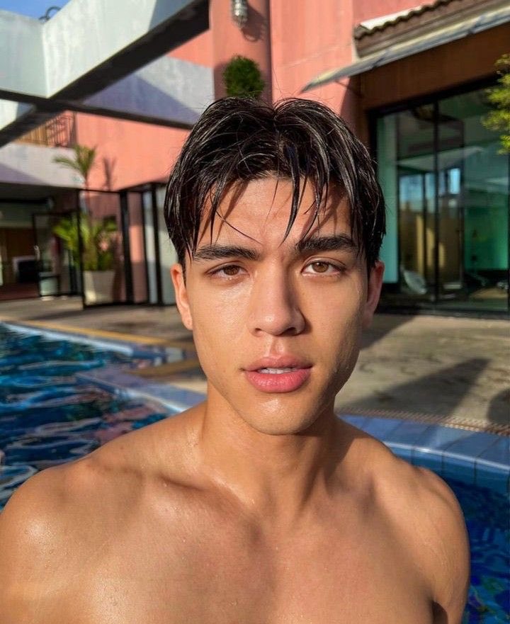 macherneko's tweet image. ใน GMM นี่ให้ 3 คนนี้จริง หน้าลูกครึ่งแต่ไทยแท้ โคตรจะเค้กอะ นานิ คนเหนือแต้ๆเกิดพะเยาโตเชียงใหม่, จุง หนุ่มอีสานแม่ร้อยเอ็ด พ่อสุราษ, จอส บ่าวใต้นครศรีธรรมราช เค้กโอทอป3ภาคมาก

#Hirunkit_ #JossWayar #JoongArchen