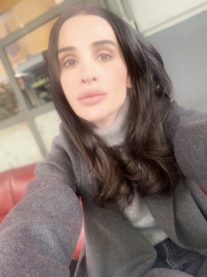 Azzurra Barbuto tweet media